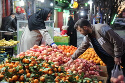 بازار شب یلدا در کرمانشاه