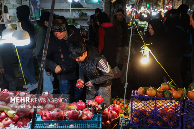 تهران در آستانه یلدا