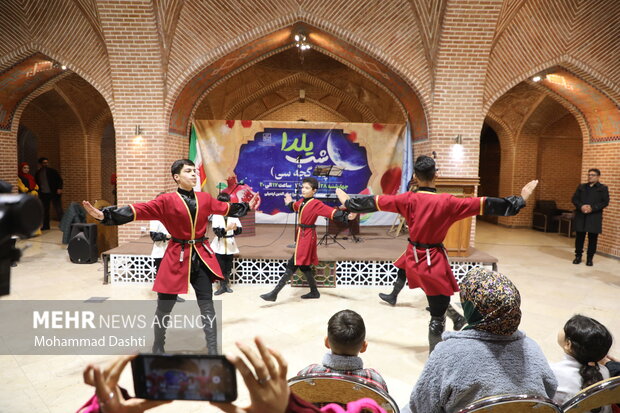 جشن «چیلّه گئجه سی» در اردبیل