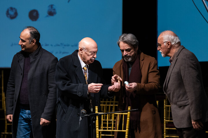 بزرگداشتی برای نقاشِ موسیقی ایران همراه با توصیههای جدی حسین علیزاده