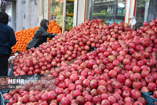 بازار شب یلدا در کرمانشاه