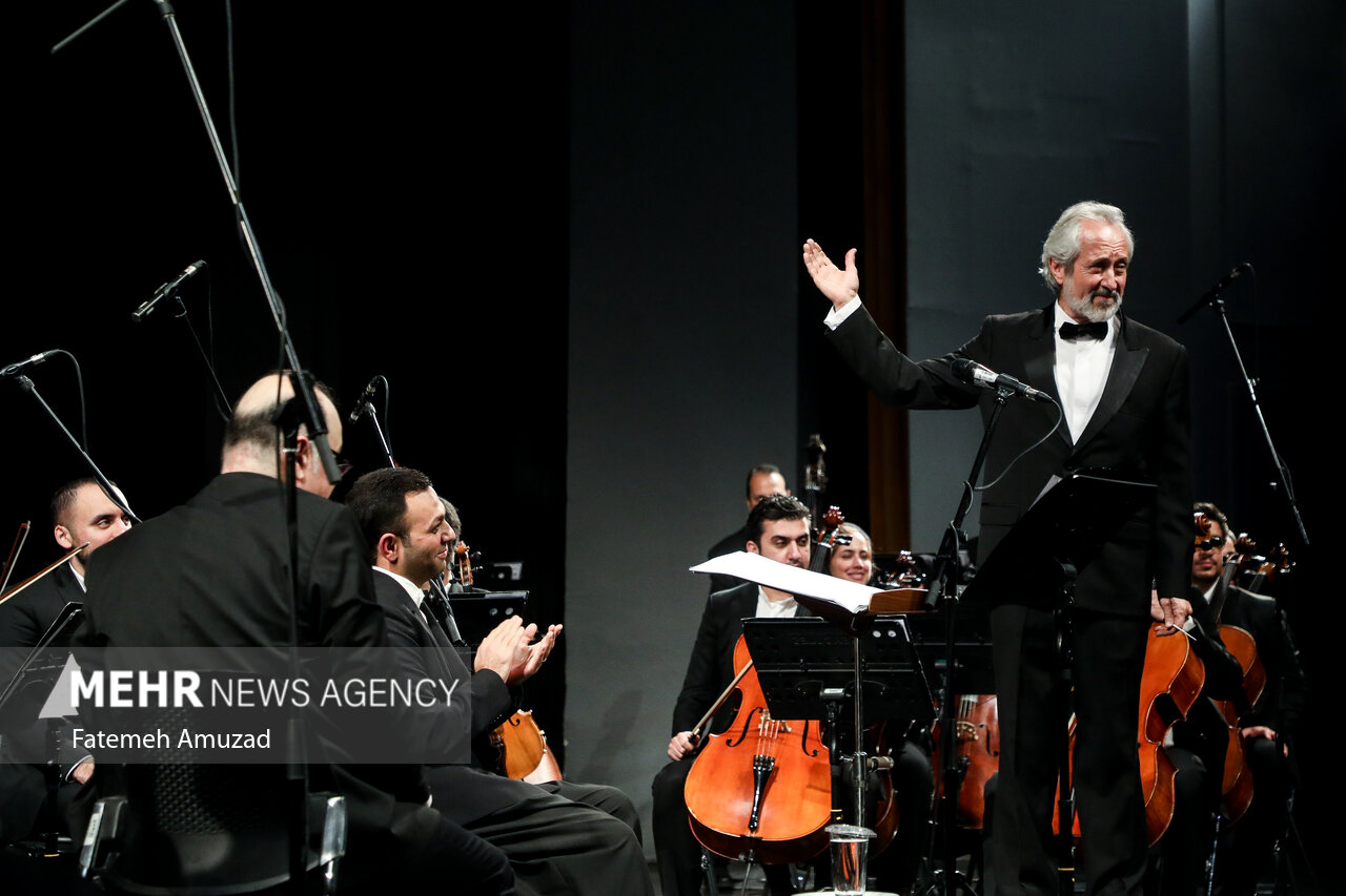 لبخندِ تالار وحدت در کاربردیترین کنسرت ارکستر ملی؛ لطفا به این پیشنهادها فکر کنید