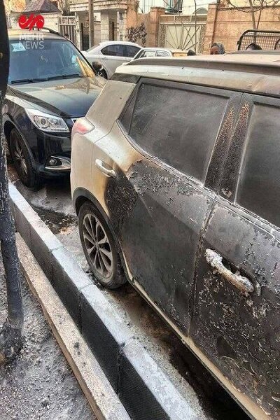 حریق ۵ وسیله نقلیه در خیابان سراج حریق ۵ وسیله نقلیه در خیابان سراج