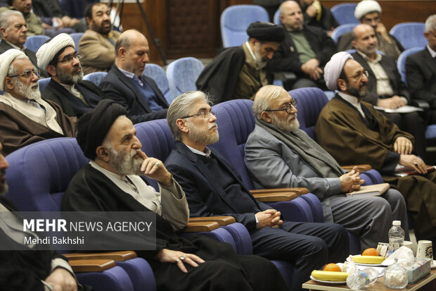 همایش علوم انسانی و راهبرد مقاومت در قم