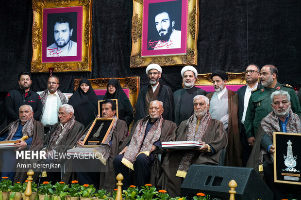 تکریم پیرغلامان؛ تجلی احترام به ریشههای فرهنگی