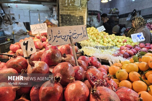 بازار سنتی زنجان در آستانه شب یلدا