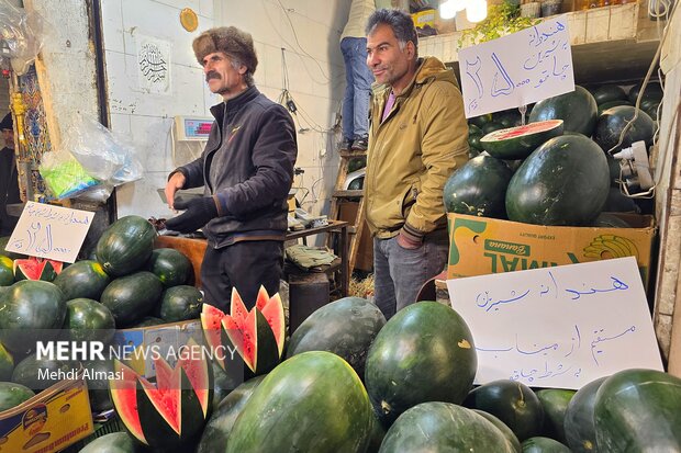 بازار سنتی زنجان در آستانه شب یلدا