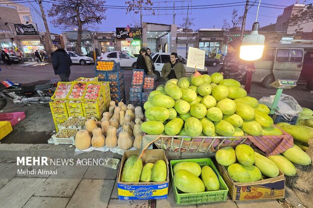 بازار سنتی زنجان در آستانه شب یلدا