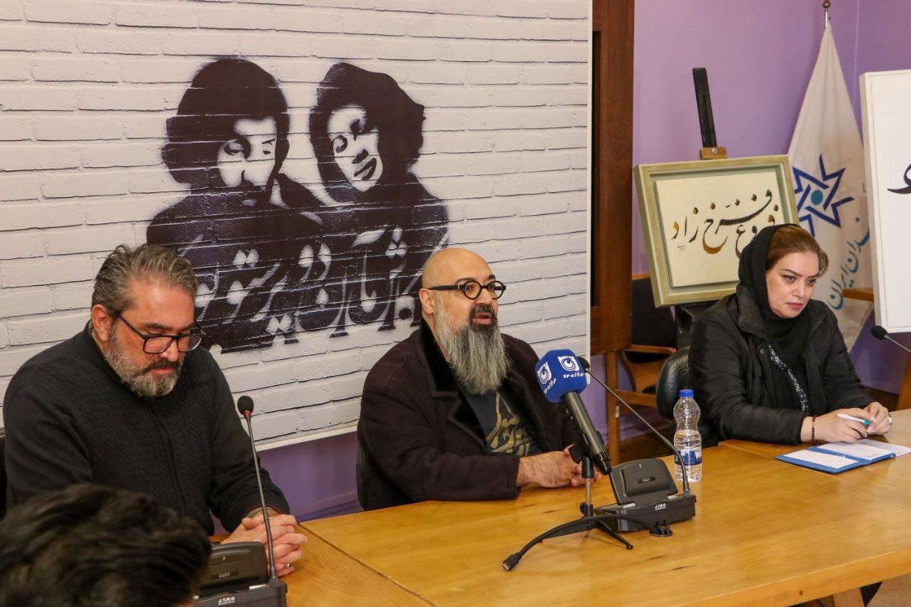 از حذف بخش رقابتی «تصویر سال» تا ادعای جمعآوری آثار هنری به بهانه بزرگداشت فروغ و سهراب!