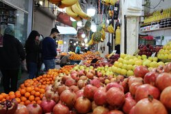 Gorgan market ahead of Yalda Night