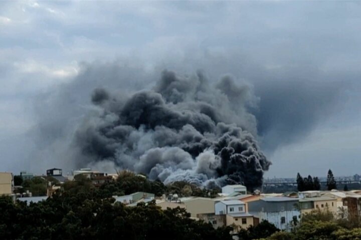 Massive fire kills 9 at under-construction building in Taiwan