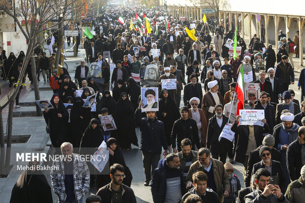 İran'da katil İsrail protesto edildi