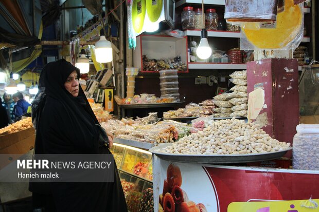 بازار شب یلدا در گرگان