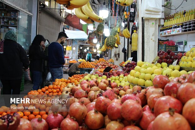 بازار شب یلدا در گرگان