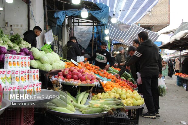 بازار شب یلدا در گرگان