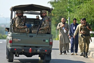 Pakistan Taliban claim raid killing 16 soldiers