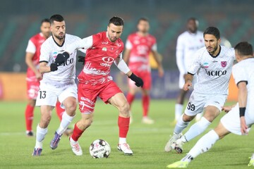 سروش رفیعی -  تیم فوتبال پرسپولیس و مس رفسنجان