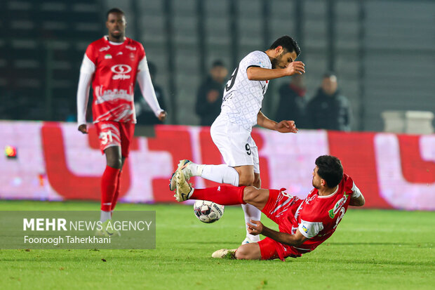 لیگ برتر فوتبال - پرسپولیس و مس