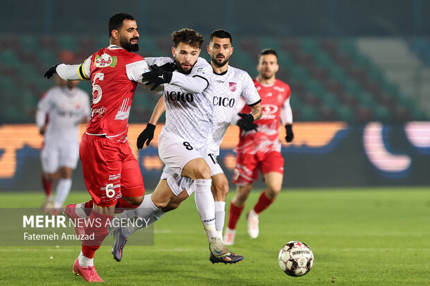 لیگ برتر فوتبال - پرسپولیس و مس