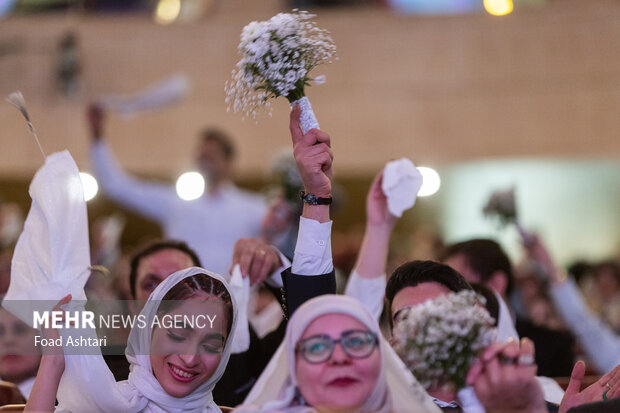 Wedding celebration for 110 couples with disabilities
