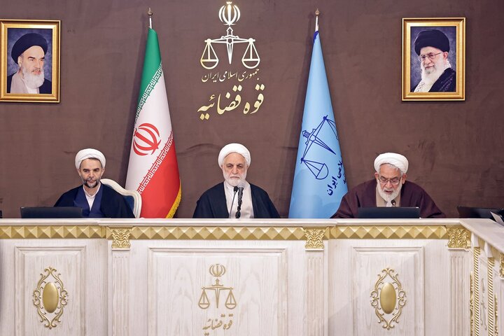 اژهای: دولت قطعی برق را مدیریت کند