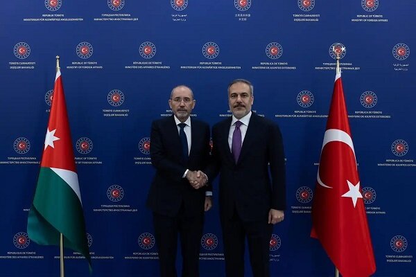 Fidan, Ürdün Dışişleri Bakanı ile görüştü Fidan, Ürdün Dışişleri Bakanı ile görüştü