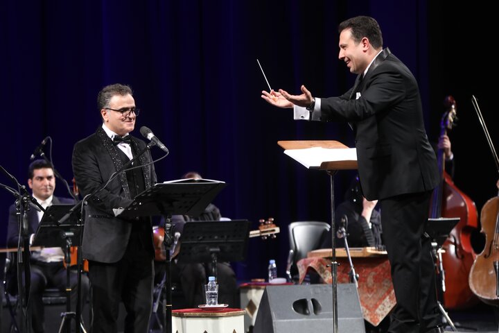 تجربه یک خاطره بازی موسیقایی متفاوت در تالار وحدت 1 تجربه یک خاطره بازی موسیقایی متفاوت در تالار وحدت