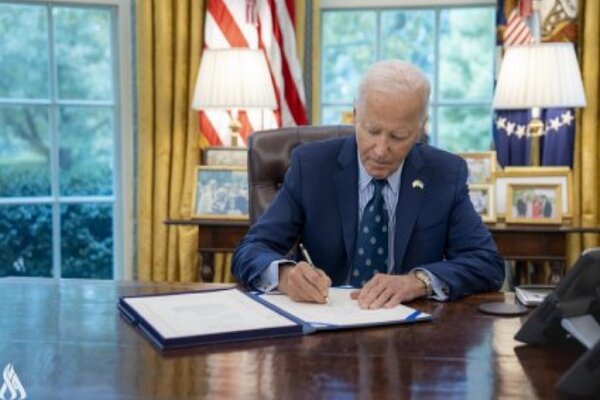 Biden inks $895 bln US defense budget for 2025