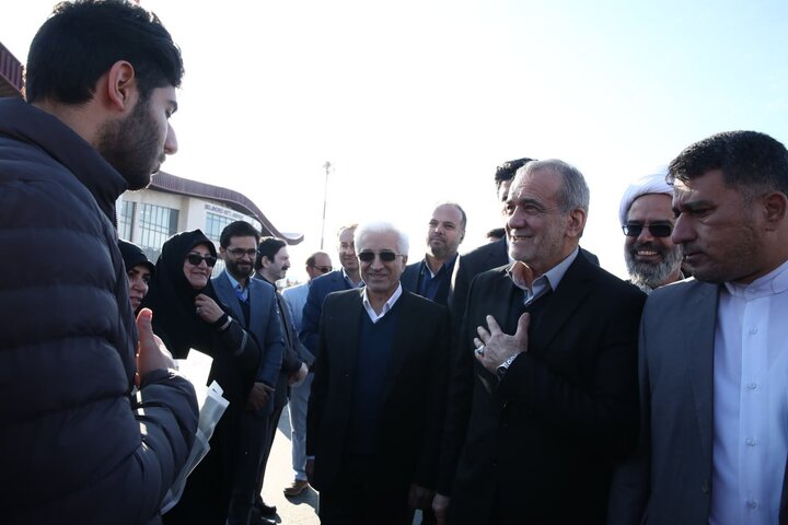 رئیس جمهور از نمایشگاه تخصصی کشاورزی خراسان شمالی بازدید کرد