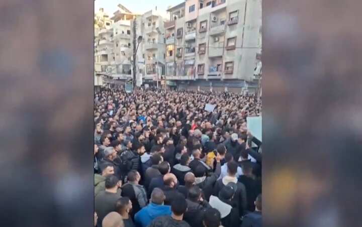 Syrians stage anti-HTS protests in city of Aleppo