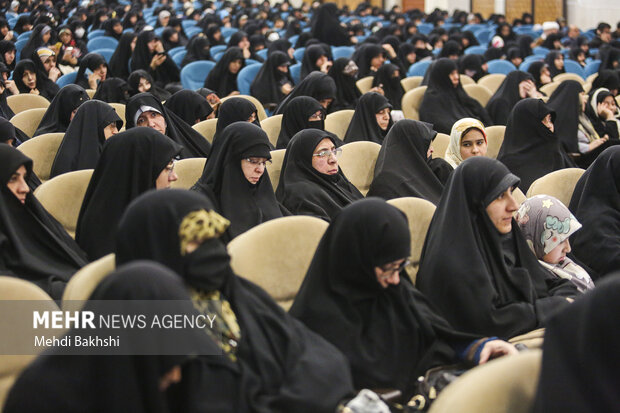 راهاندازی قرارگاههای فرهنگی در ۲۵۰ مدرسه علمیه خواهران