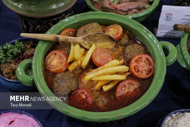 جشنواره خوراک گیلان در رشت برگزار شد