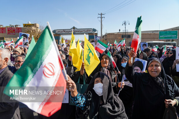 راهپیمایی جمعه های خشم در شیراز پس از اقامه نماز جمعه