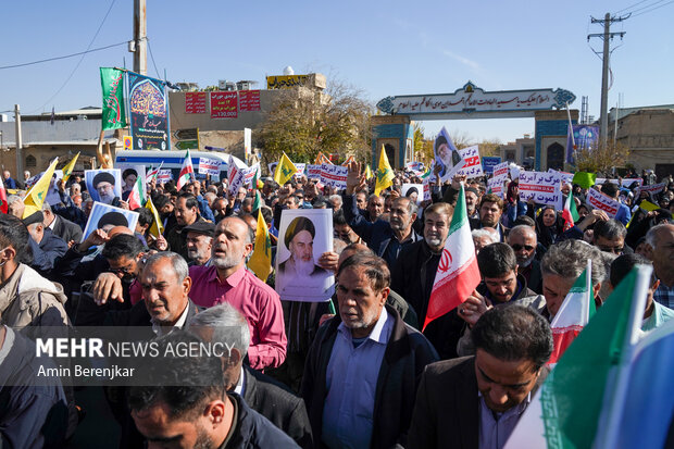 راهپیمایی جمعه های خشم در شیراز پس از اقامه نماز جمعه