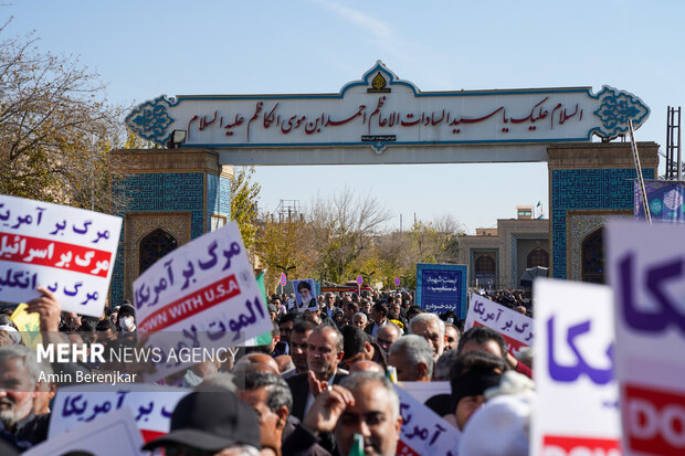 راهپیمایی جمعه های خشم در شیراز پس از اقامه نماز جمعه