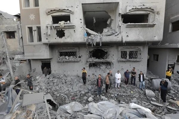 بمباران شدید مناطق مسکونی نوار غزه؛ پیکرهای شهدا ذوب شدهاند