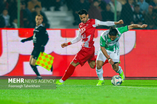 لیگ برتر فوتبال - پرسپولیس و خیبر