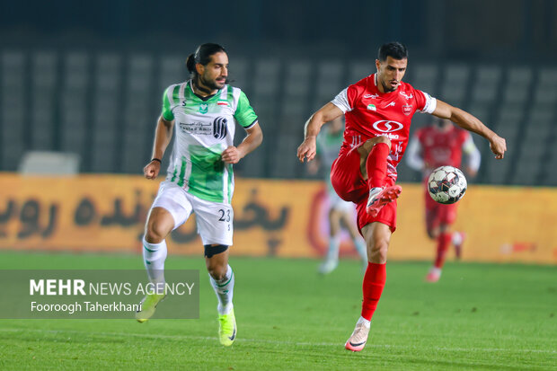 لیگ برتر فوتبال - پرسپولیس و خیبر