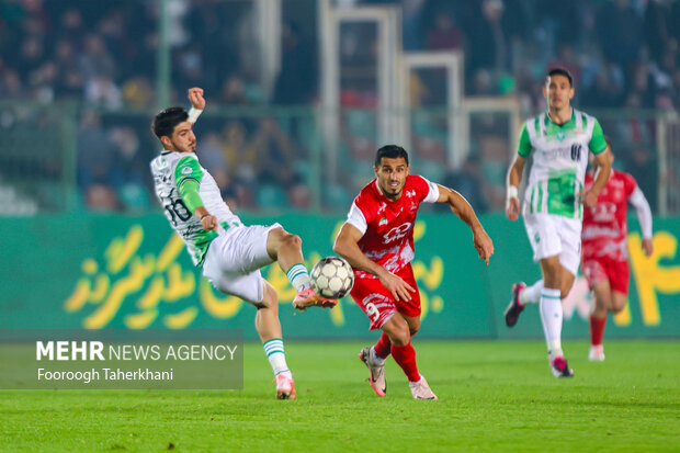 لیگ برتر فوتبال - پرسپولیس و خیبر