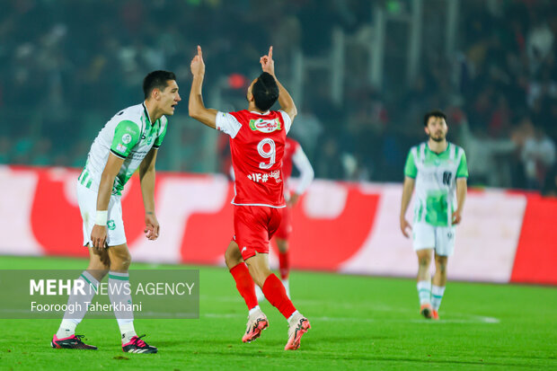 لیگ برتر فوتبال - پرسپولیس و خیبر