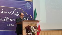 معاون استاندار: اشتغال تحصیل‌کرده‌ها در اولویت اداره کار اصفهان باشد