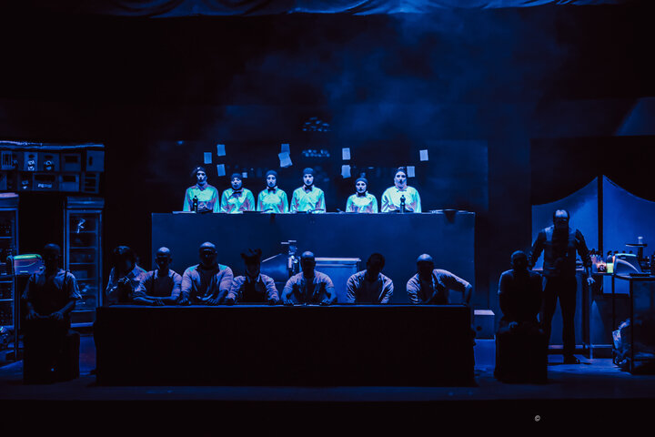 نمایش «آشپزخانه»؛ زبان خاموش جامعه درامزدهای که همچنان نفس میکشد