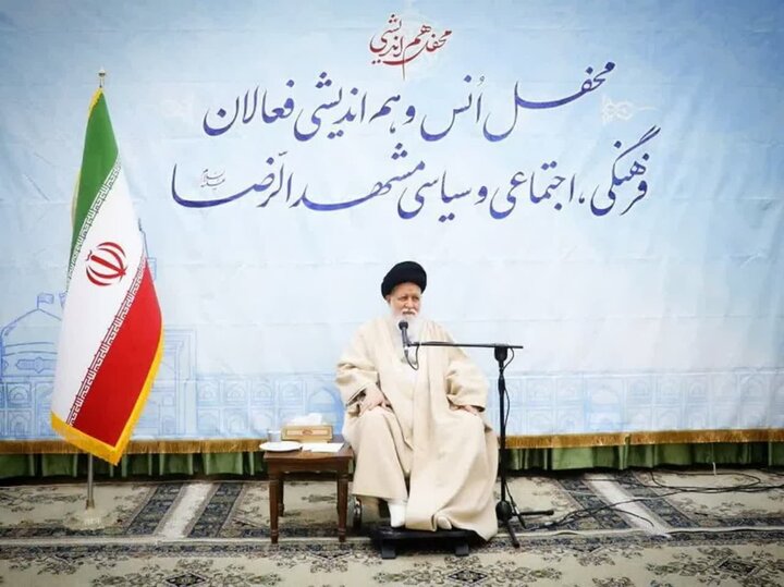 بزرگترین مشکل گردشگری مشهد نبود مدیریت واحد برای امور زائران خارجی است