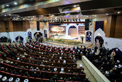 نوای «آذربایجان اویاخدی، انقلابا دایاخدی» در مصلی اعظم تبریز