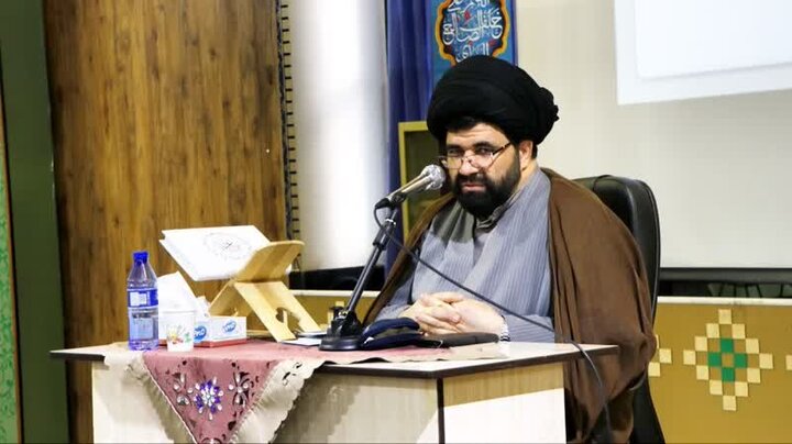 حماسه ۹ دی نمایشی بینظیر از اتحاد و انسجام ملت ایران بود