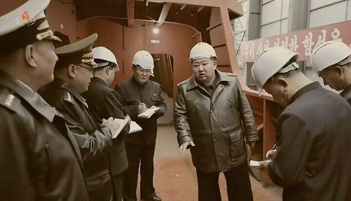 Carta de triunfo: Pyongyang presenta buque de guerra de fabricación nacional-idesotv-noticias-ica 5310117 IdesoTV | Noticias del Peru y el Mundo-idesotv-noticias-ica
