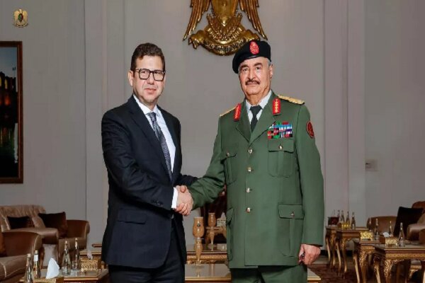 Hafter ve Mısır İstihbarat Başkanı'ndan "Libya’da istikrar" vurgusu Hafter ve Mısır İstihbarat Başkanı'ndan "Libya’da istikrar" vurgusu