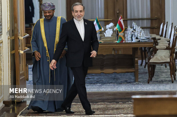 دیدار و کنفرانس مطبوعاتی مشترک وزرای امور خارجه ایران و عمان 36