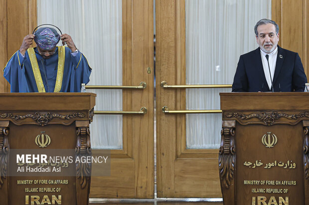 دیدار و کنفرانس مطبوعاتی مشترک وزرای امور خارجه ایران و عمان 29