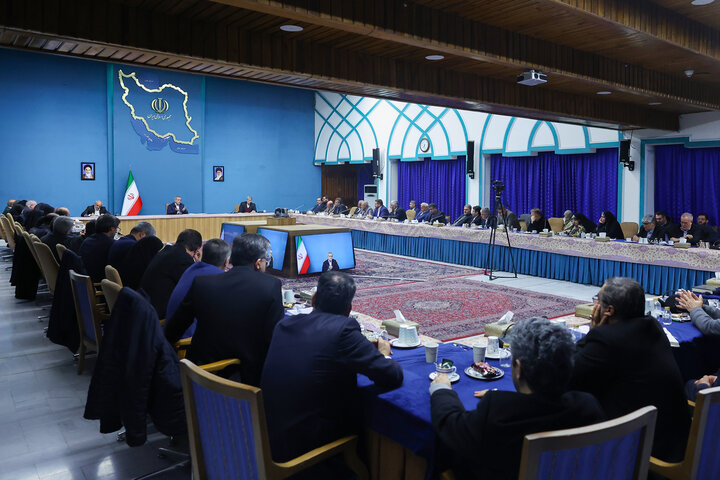 اعضای فراکسیون امید با پزشکیان دیدار کردند 2